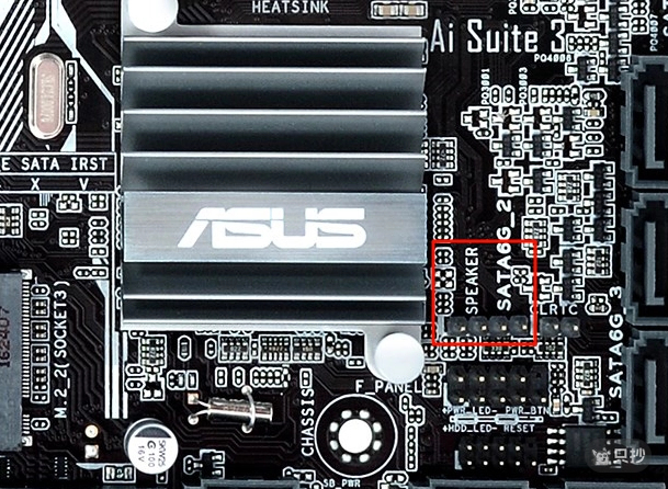 图片源自 MotherboardDB